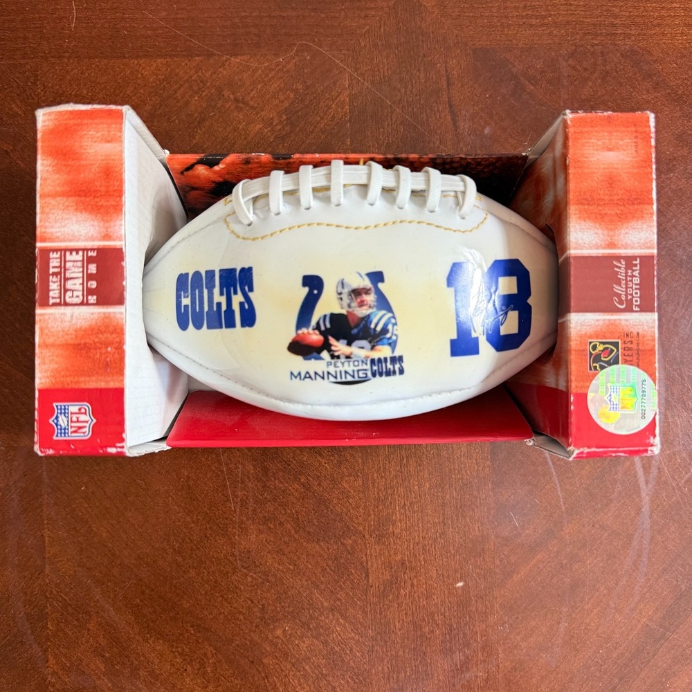 2005 Peyton Manning Indianapolis Colts‎ #18 NFL Collectible Football w/ Box